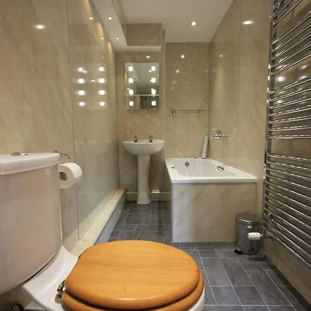 Brantholme לינה וארוחת בוקר אמבלסייד