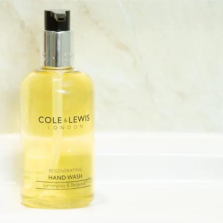 לינה וארוחת בוקר Brantholme