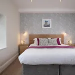 Brantholme Bed & Breakfast 3*